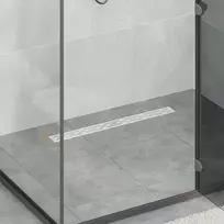 Dušo nutekėjimas su linijiniu dizainu Sidabro 70 cm