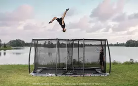 BERG Sports Ultim Pro Bouncer FlatGround 500 + apsauginis tinklas XL