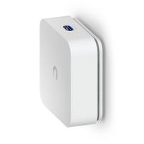 Ubiquiti Sleek, magnetic wall mount  for UniFi Express 7.