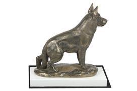 Vokiečių aviganis, Elzaso vilkšunis - šuns figūrėlė, figūra ant balto pagrindo, prizas Art-Dog šunų parodai ruda
