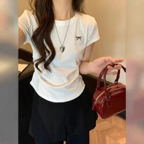 Design Sense Waist-hugging Pure and Sexy Shoulder-style White T-shirt for Women In Spring and Summer Slim Short Flying Sleeve Top S