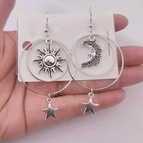 Vintage Silvery Sun Moon Star Drop Earrings for Women Boho Circle Sun Moon Star Hoop Earrings Elegant Jewelry