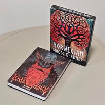 10.4*7.3cm Norwegian Woodcut Runes Deck 24 Cards Oracle Deck Elder Futhark Runes raudona