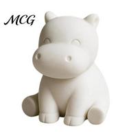 Compact Hippo Sculpture 3D Printed Hippopotamus Statue, Mini Size Desktop Decoration, Solid Ornament Matte White Finish Figurine for Home Office Decor balta