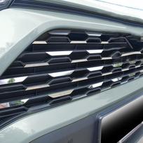 54 vnt. Nerūdijančio plieno 3D priekinių grotelių lipduko apdaila Toyota Rav 4 Rav4 2019 2020 2021 automobiliui sidabras