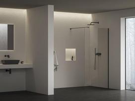 Dušo sienelė RAVAK Walk-In Air Wall 90, skaidrus stiklas 6 mm, juodos sp. rėmas, 90 x 200 cm
