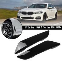 Blizgus juodas sparno šoninis oro išleidimo angos dangtelio apvadas BMW 5 serijos G30 2017+