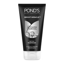 POND'S Pure Detox veido prausiklis su aktyvuota anglim giliai valymui, riebalų kontrolei ir ryškesnei odos spindesio, apsaugai nuo taršos, 150g