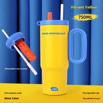 2026 New Giant Stainless Steel Insulated Cup, Female Office Handle, Straw, Ice Cream Cup, Car Portable Car Cup 710ml geltona