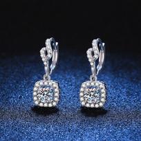 Moissanite nuleidžiami auskarai moterims baltu auksu dengti laboratorijos deimantiniai vestuvių papuošalai S925 sterlingų sidabro auskarai 0.5ct 5mm