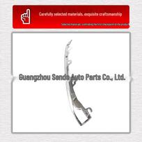 Priekinio buferio chromuota blizgi juosta Mercedes A2228857700/A2228857800 Right (2228857800) red