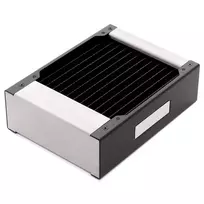 Radiatoriaus filtras Watercool 24112 – žalvaris/varis/nerūdijantis plienas, 158×120×30 mm, juodas