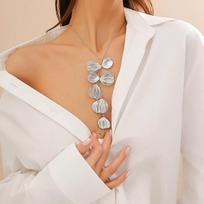 Lacteo Fashion Aukso Spalva Lapų formos Žiedlapiai Žavingi Ilgi Kaklo papuošalai Moterims Krūtinės grandinėlė Moterų Vakarėlis Papuošalai Apykaklės Dovanos