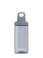 Izoliuotas gertuvės butelis Kambukka Reno 500 ml, Tritan (50 % perdirbta), pilkas, užsukamas dangtelis, tinkamas plauti indaplovėje