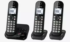 DECT belaidis telefonas Panasonic KX-TGC 463GB su 3 rageliais ir laidiniu pagrindu