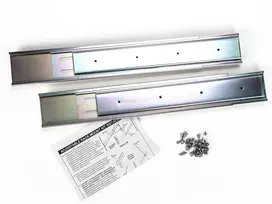 Vertiv Liebert stumdomų bėgių rinkinys montavimui į stovą - 18/32 colio, 90 kg, sidabrinis