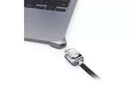 Compulocks Ledge apsauginis adapteris, skirtas MacBook Air 13 colių M2 ir M3, sidabrinis