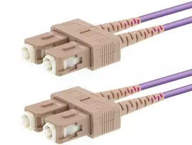 Skaidulinis optinis kabelis LOGON AL5SCSC05I/4I OM4 5 m 2x SC į 2x SC (rožinis)