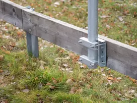 Laikiklis sieninis Next Green 27 002 97 elektromobilių įkrovimo priedams, plienas cinkuotas