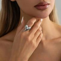 Salircon Minimalism Y2K Smooth Pointed Love Heart Open Rings for Women Stylish Gold Color Irregular Finger Ring Couple Jewelry