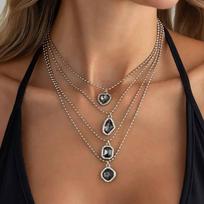 Salircon 4Pcs/Set Punk Creative Acrylic Rhinestones Love Heart Pendant Necklace Women Fashion Iron Beaded Clavicle Chain Jewelry