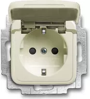 BUSCH JAEGER 20 EUKB-212 - Kištukinis lizdas CEE 7/3 - 2P+E - Smėlio spalvos - 250 V - 16 A - 71 mm