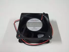 Ventiliatoriaus blokas 60x60x25mm ploniems stelažams 12V