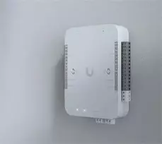 Ubiquiti UniFi Access Retrofit Hub UA-Retrofit-Hub-2 – Dviejų durų prieigos valdiklis