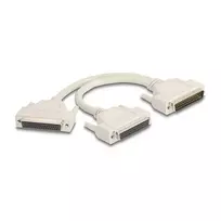 Delock 67170 Y šakotuvo kabelis, D-Sub HD 50 kontaktų kištukas – 2x D-Sub HD 50 kontaktų lizdai, su varžtais, 0,3 m