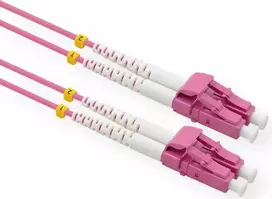 VALUE optinis šuolis – LC kelių režimų (M) į LC kelių režimų (M) – 1 m – 50/125 µm – OM3 – be halogenų – violetinis (21.99.8831)