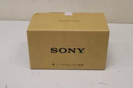 Kino kamera Sony FX30B 35 mm keičiamais objektyvais (be XLR) — pažeista pakuotė