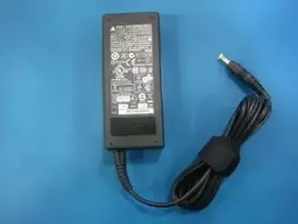 HP 688945-001 maitinimo adapteris / keitiklis 65 W, juodas