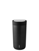 Stelton To Go Click 400 ml juodas kelioninis puodelis iš nerūdijančio plieno ir polipropileno