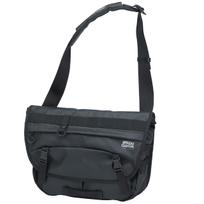 Abu Garcia Run Gun Messenger Bag 2 Coated Black & juoda