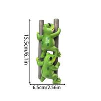 New Resin Frog Climbing Ladder Decorative Piece - An Innovative Home Decoration Item for Garden and Courtyard Micro-landscape Design. žalia