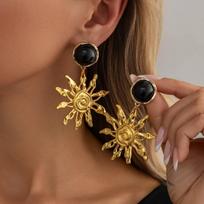 Salircon Vintage Exquisite Metal Sun Flower Drop Earrings for Women Bohemia Temperament Piercing Drop Earrings Jewelry Gift 2026