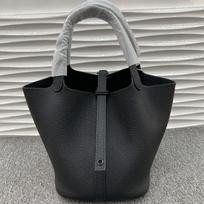 Togo first layer cowhide women's bag genuine leather bucket bag pure black hardware lock bag women's handbag 18cm