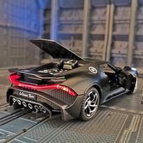 1 :32 Bugatti Lavoiturenoire lydinio automobilių modeliai, liejiniai ir žaislinės transporto priemonės Automobilių žaislai Miniatiūriniai modeliai Automobilių žaislai Vaikams, Vaikams Dovanos matinė juoda spalva