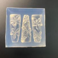 Nagų dailės formelė 3D raižybos lenkta lelijos gėlė skaidrios nagų dailės dekoracijos „pasidaryk pats“ silikoninis šablonas one size