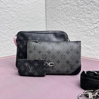 [Pre-Owned] Louis Vuitton Trio Messenger 'Monogram Eclipse Reverse Canvas' - Very Good #QLLBOH ONE SIZE