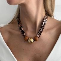 SHIXIN Vintage Leopard Print Velvet Wood Beaded Chokers Necklaces for Women Luxury Laced Up Short Neck Chain Party Neck Jewelry