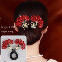 Raudoni mėsos kukuliai skaidrioje sriuboje Hair Clip raudona