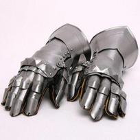 Viduramžių riterio šarvai, pirštinės, kario kumštinės pirštinės, kovinės kumštinės pirštinės, metalinės pirštinės