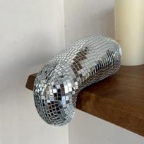 Melting Disco Ball Wall Decor Maximalist Home Decor Interior Glitter Ball Light Reflected Eye-Catching Pop Art Modern Sculpture A
