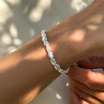 Nauji madingi paprasti imitaciniai perlų kaklo karoliai moterims Vintažiniai elegantiški karoliukų temperamento karoliai, vestuvių vakarėlio papuošalai Bracelet