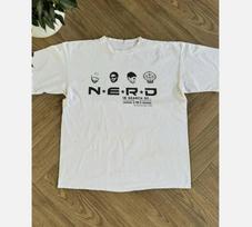 New Apparel Pharrell Williams NERD In Search Of… T-Shirt L white