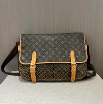 [Pre-Owned] Congo Medium Brown Coated Canvas Monogram Shoulder Bag With Gold Hardware And Detachable Strap - Very Good #FFNG0B ONE SIZE