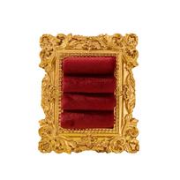 Vintage Photo Frame Earring Holder Resin Frame Baroque Design Jewelry Display Stand Chic Velvet Ring Display Stand raudona