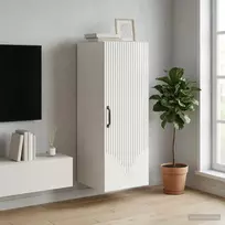 Prie sienos montuojama spinta Itin blizgi balta