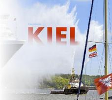 Kiel und das Umland: Ein plaudernder Fotobildband mit vielen Rückblicken